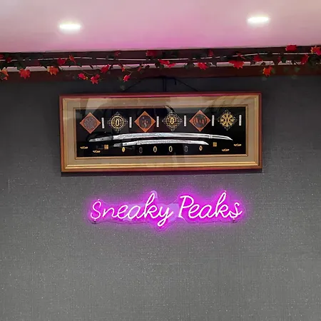 Sneaky Peaks-2