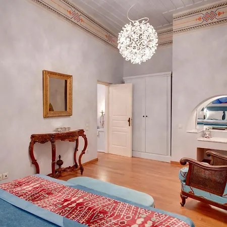 Villa Selena - 1830S Art-House Suites In Vaporia, 50M From Asteria Beach-3