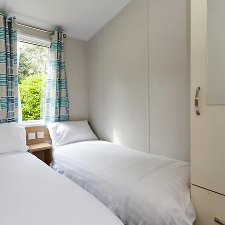 Braidhaugh Holiday Lodge And Glamping Park-3