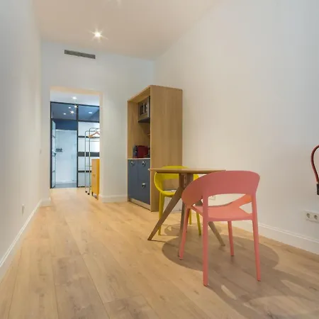 Modern Bright- Studio -Chueca-2
