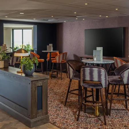 Hampshire Court Hotel & Spa-2