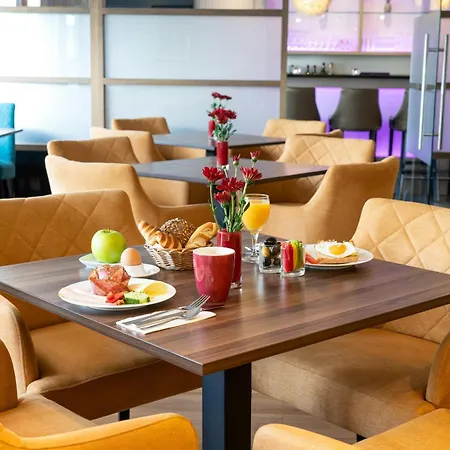 Leonardo Hotel Nuernberg-3
