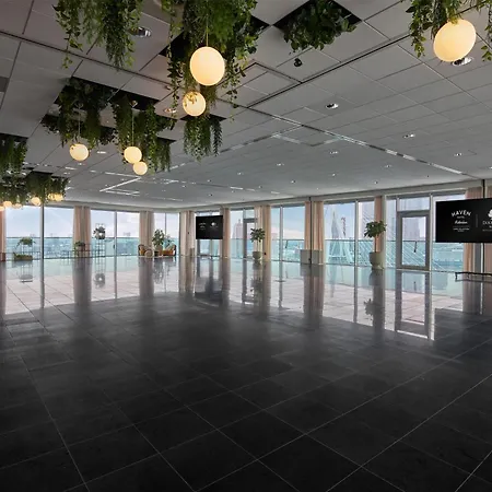 Doubletree By Hilton Rotterdam Centre-3