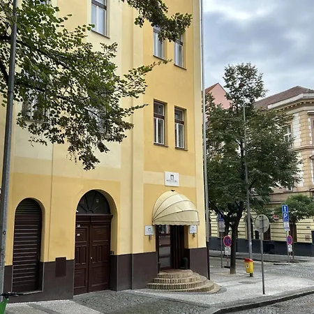 Hotel City Bell-3