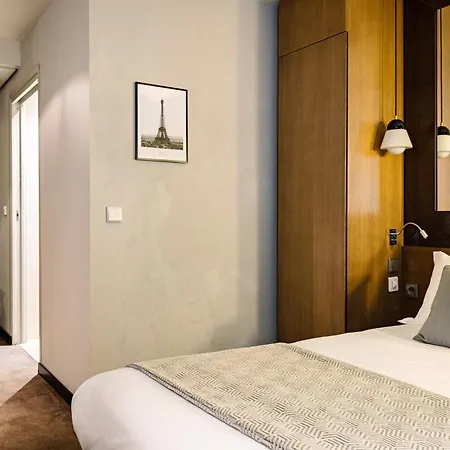Holiday Inn Paris Palais De L'Elysee By Ihg-2