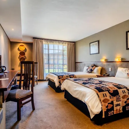 African Sky Hotels - Pine Lake Inn-3