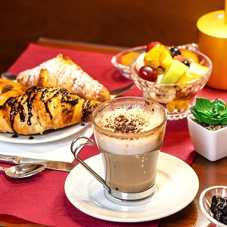Hotel Manfredi Suite In Rome-3