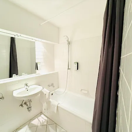Hotel Ploener See By Tulip Inn-2