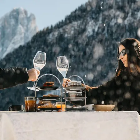 Alpin Garden Luxury Maison & Spa - Adults Retreat-2