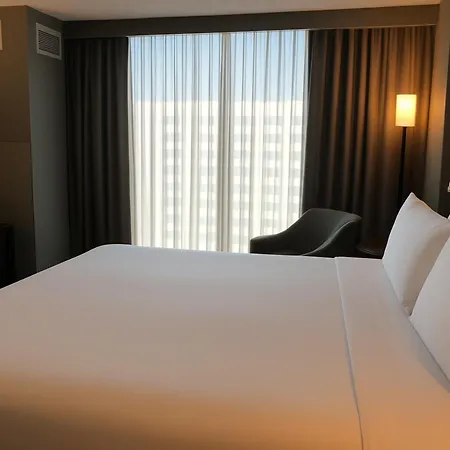 Crowne Plaza Chicago Ohare Hotel & Conf Ctr By Ihg-3