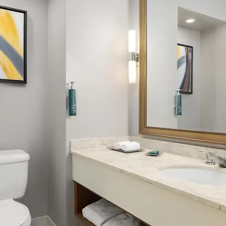 Doubletree By Hilton London-2