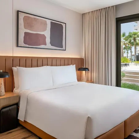 Staybridge Suites Yas Island Abu Dhabi By Ihg-2