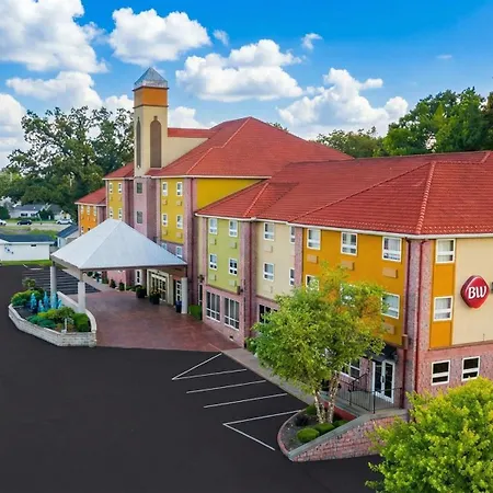 Best Western Plus Sandusky Hotel & Suites-2
