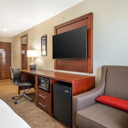 Comfort Inn Lafayette I-65-3