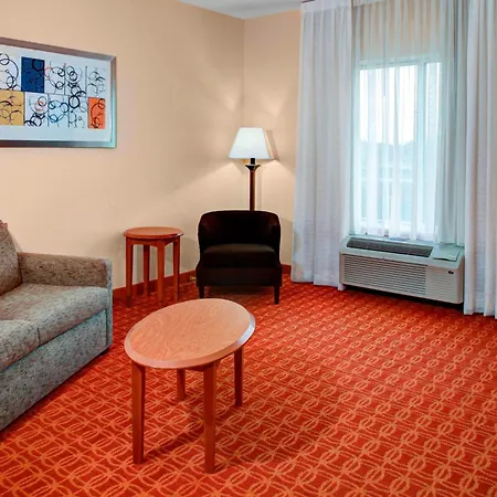 Fairfield Inn & Suites Atlanta Mcdonough-3
