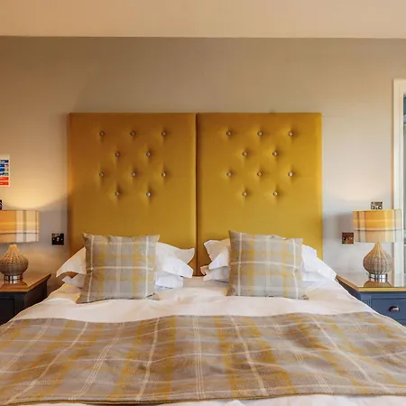 The Sunningdale-3