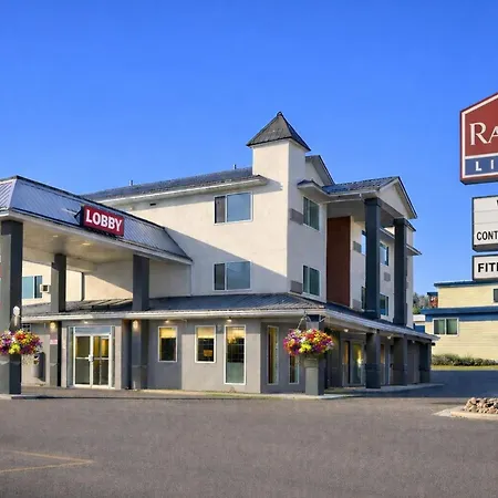 Ramada Limited 100 Mile House-3