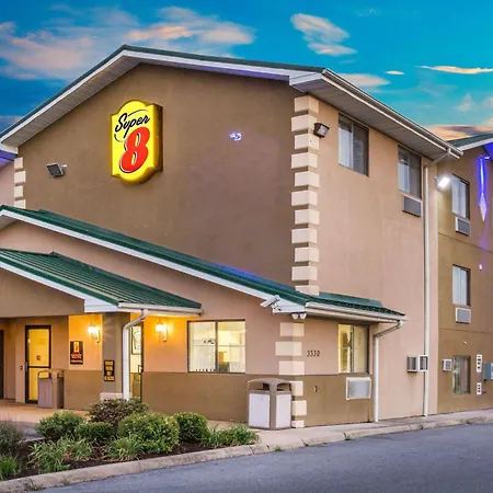 Super 8 By Wyndham Harrisonburg-2