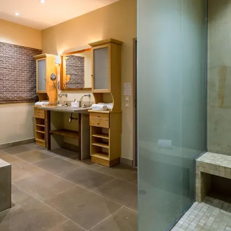 Le Clos Violette et Le 11 D'Aglaé - Hôtel de Charme Design de Luxe-3
