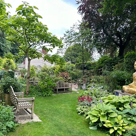 Cascades Gardens-2