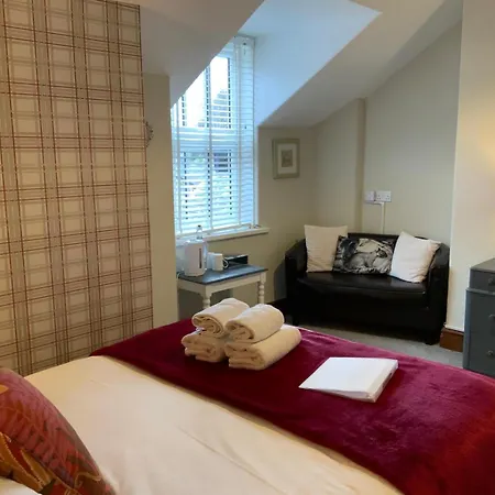3 Cambridge Villas-3