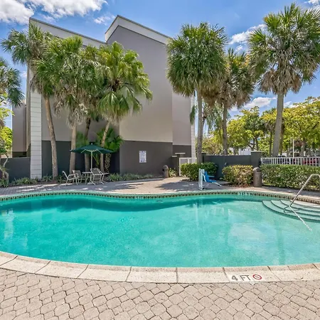 La Quinta By Wyndham Miami Lakes-2