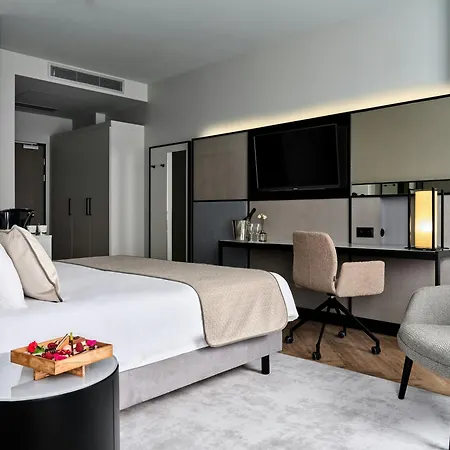 Leonardo Royal Hotel Warsaw-2