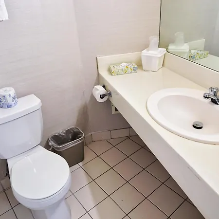 Continental Inn & Suites-3