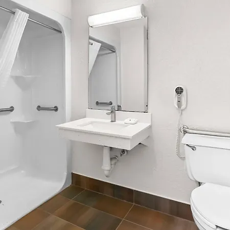 Quality Inn Slidell I-10-3