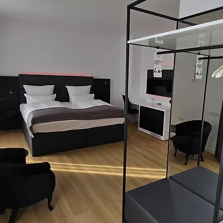 Hotel Goldene Traube-3