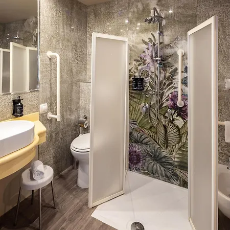 Holiday Inn Milan Garibaldi Station By Ihg-2
