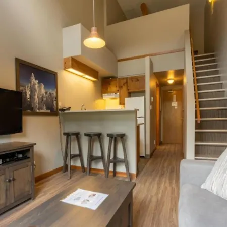 Cahilty Lodge-3