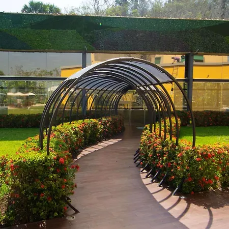 La Quinta By Wyndham Poza Rica-2