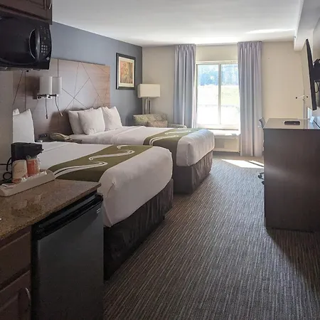 Quality Inn & Suites Northampton - Amherst-2