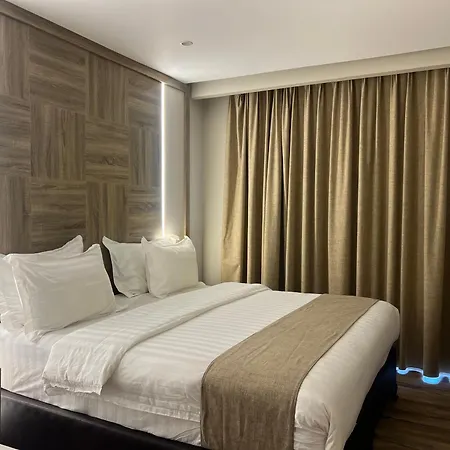 Mass Paradise Hotel-2