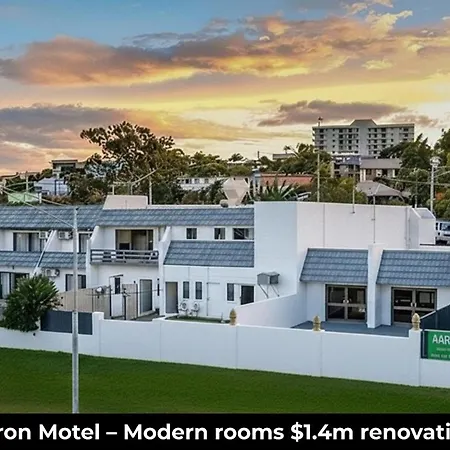 Aaron Motel-2
