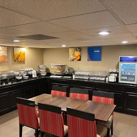 Comfort Inn Farmington Hills - Novi-Royal Oaks-Southfield-Detroit Northwest-3