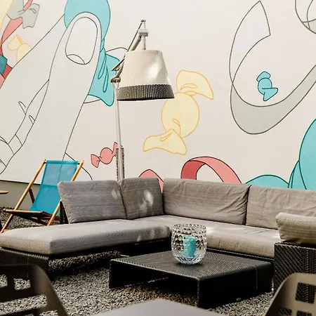 Motel One Koeln-Mediapark-3