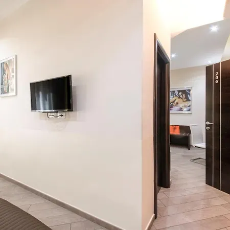Mia Suites-3