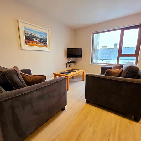 Donegan Court Aparthotel-3