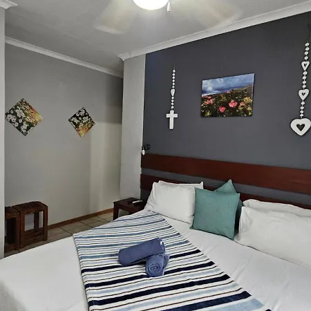 Honey Bee Guesthouse-3