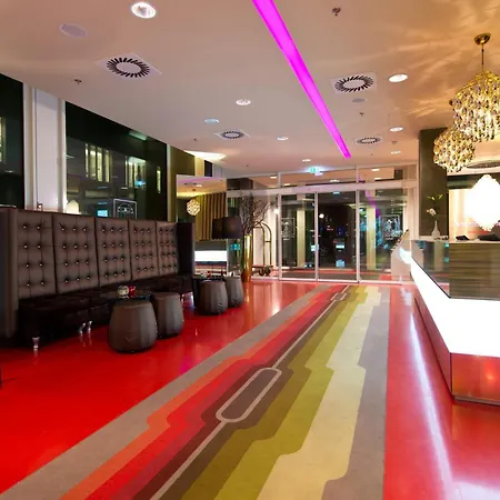 Leonardo Hotel Berlin Mitte-2