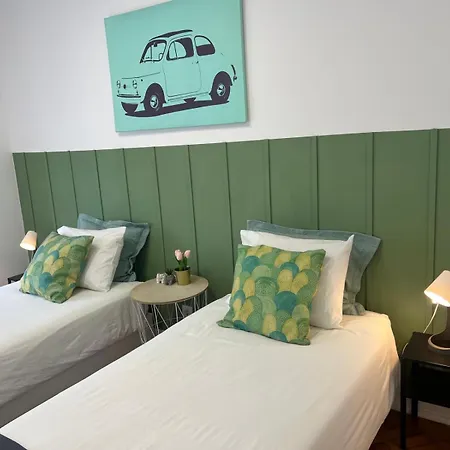 Alvalade II Airport Guest House-2