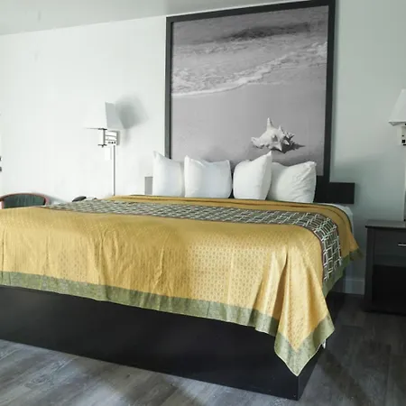 Ocean Breeze Inn-3