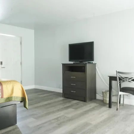 Ocean Breeze Inn-2
