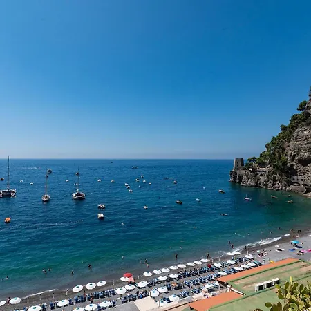 La Dolce Vita A Positano Boutique Hotel-3