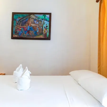 Island Inn-2