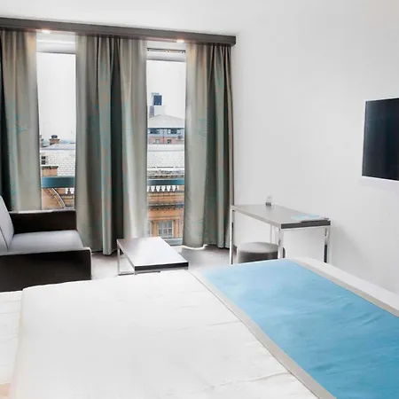 Motel One Manchester-Piccadilly-2