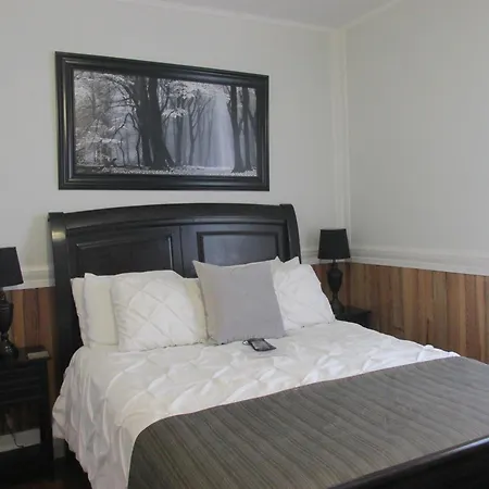 The Charleston Inn Hendersonville Nc-2
