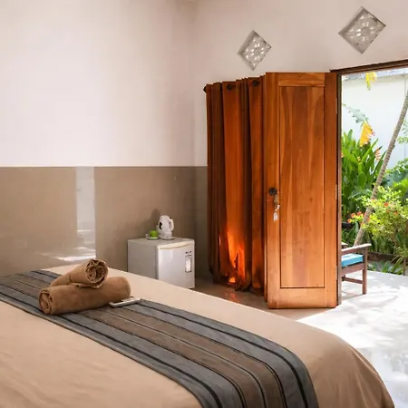 Warna Beach Hotel-3